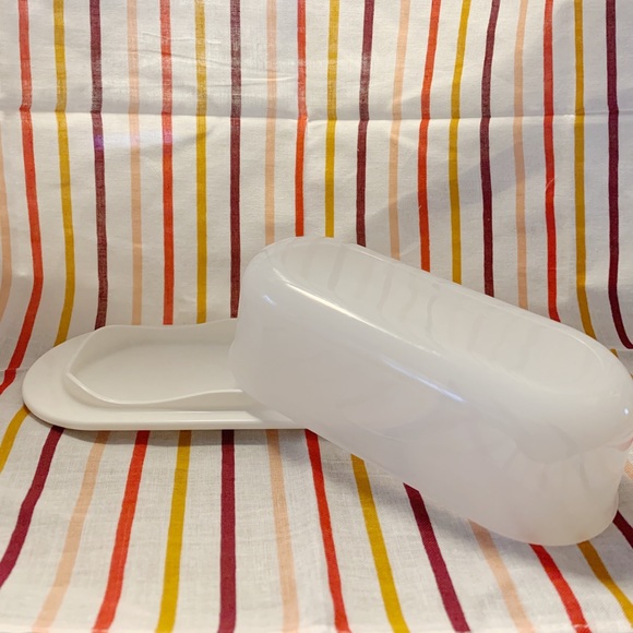 Tupperware- Impressions Small Butter Dish
